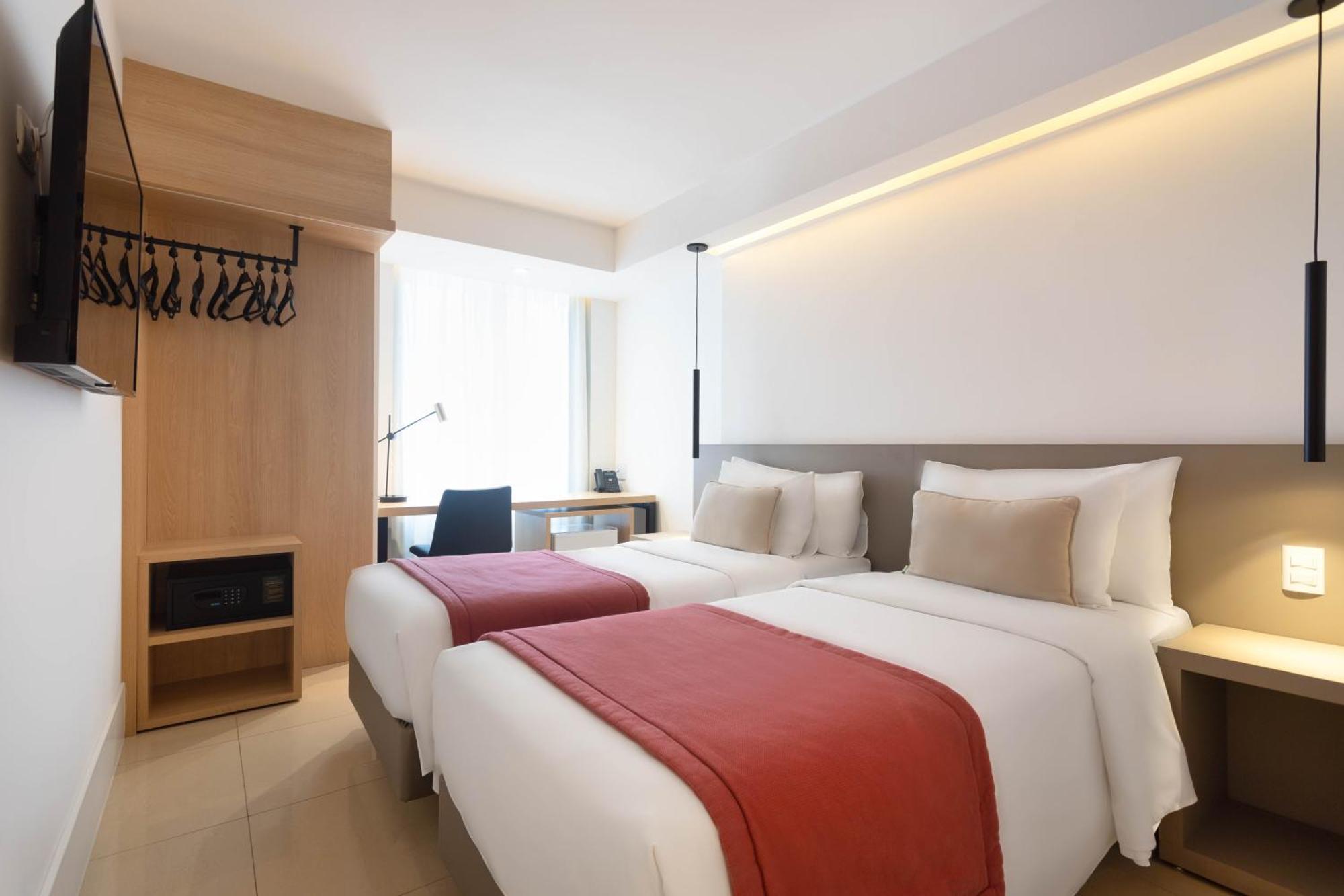 Отель Ramada By Wyndham Brasilia Alvorada Экстерьер фото